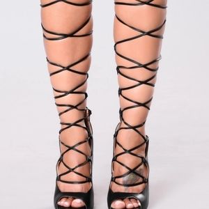 Fashion nova heels size 7.5